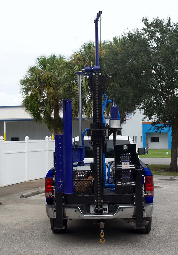 This truck mounted mini rotary drill rig with spt auto hammer