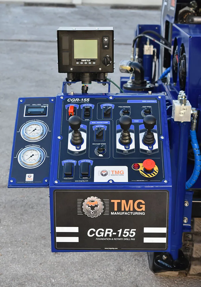 La máquina perforadora CGR-155 es un equipo de perforación de suelos con rotación, ideal para hincar pilotes y tubería de inyección de lechada