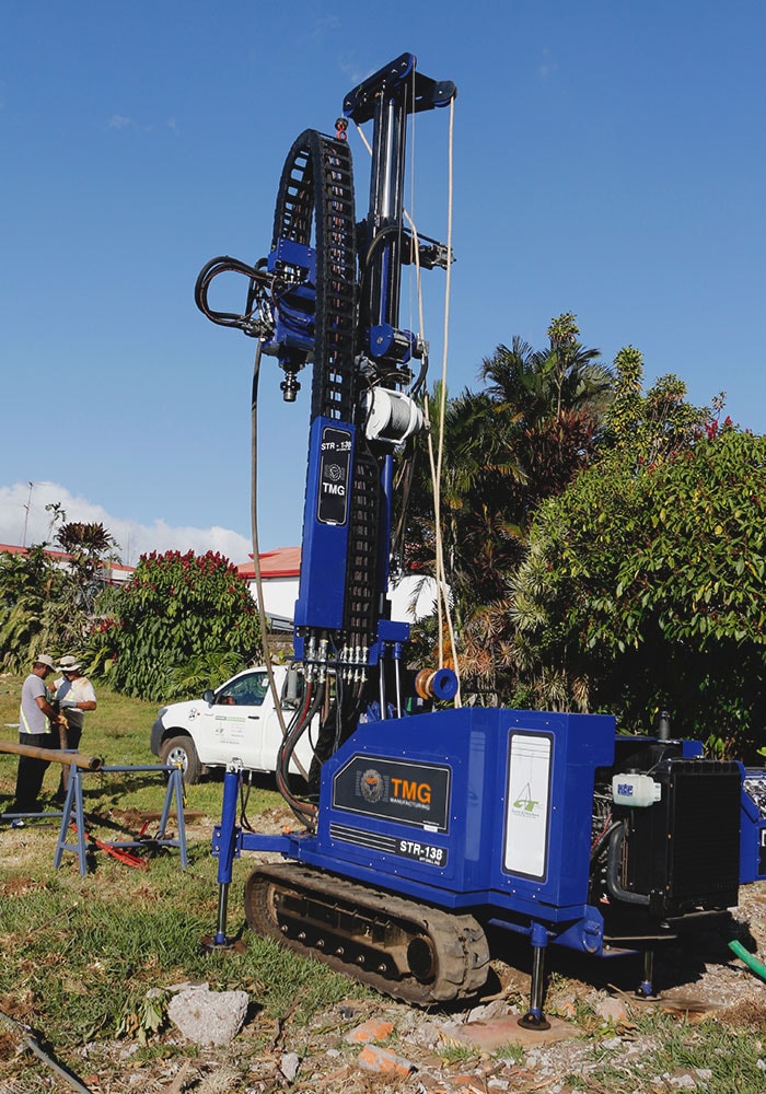 Compacta máquina para pruebas de suelo SPT hecha en Costa Rica