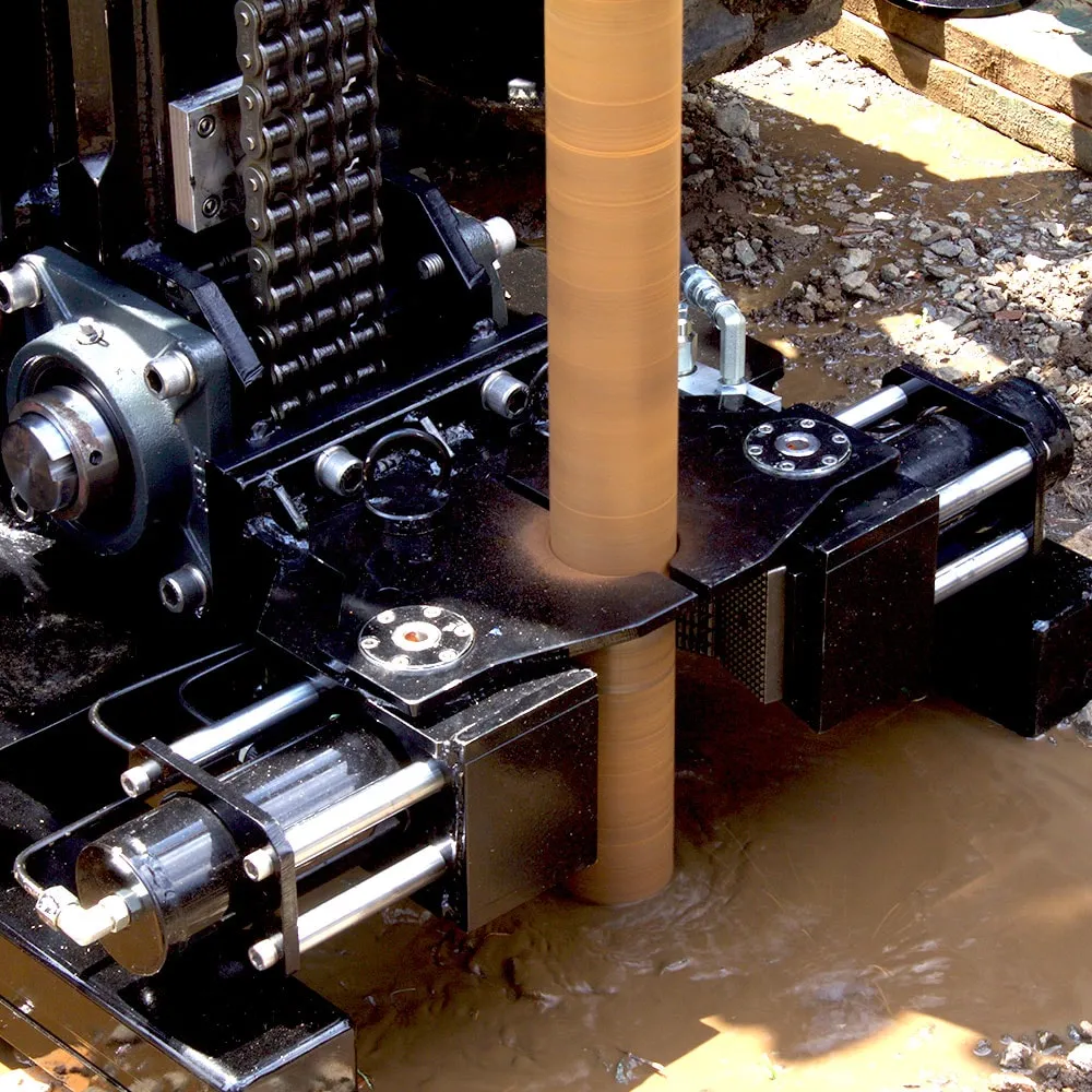 Prensa de tubos y barras de perforacion de suelos de la maquina perforadora STR-155